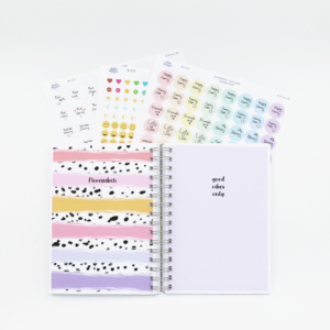 Memorica Fotoalbum mit schönen Mustern und Sticker-Sets für neugeborene Babys
